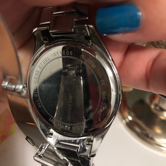 Michael kors watch - Picture 5 of 5